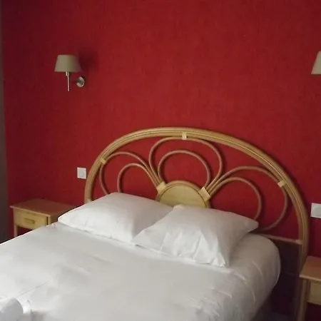 Hotel La Cocotte Gourmande à Carantilly Extérieur photo